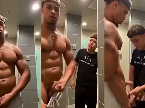 Jerking together in the bathroom