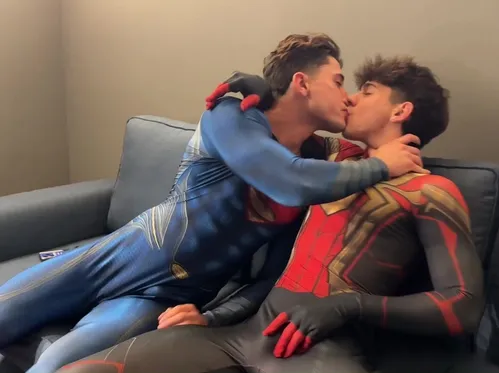 Ivan.ilterribile – My super power is always having a hard cock when I’m with Samuele Cunto (sexysamu)