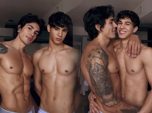 Sexy fucker Alejandro Pino (hotalex6) bottoms for stunning young stud Angel Dario Garcia (Alann23)