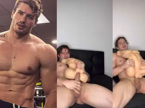 Bodybuilder Gerardo Sacco (gerar27) fucks a toy with his huge cock