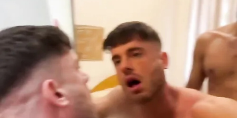 Karim Yoav (karim_uncensored) fucks Manuel Reyes (mreyesmuriel)