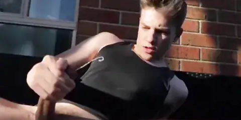 Connor Peters (YoungAussieboy98) jerks off on the porch