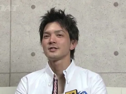 WEWE421-04 男のフェラやキスに嫌がりながらも…!! 敏感チ○ポを責めちぎられる!!!